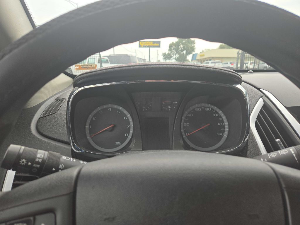 Photo 18 of this GMC TERRAIN