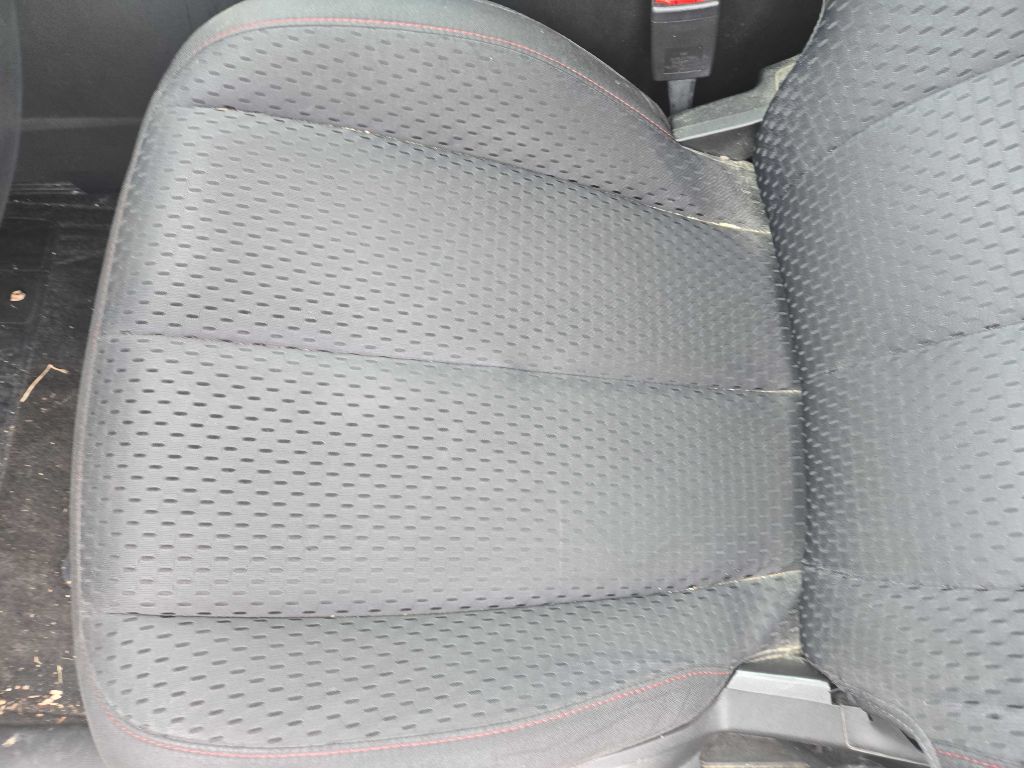 Photo 12 of this GMC TERRAIN