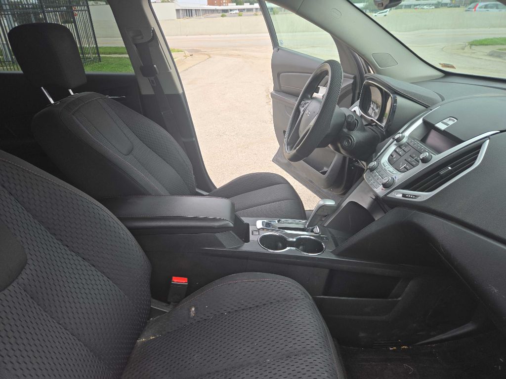 Photo 17 of this GMC TERRAIN