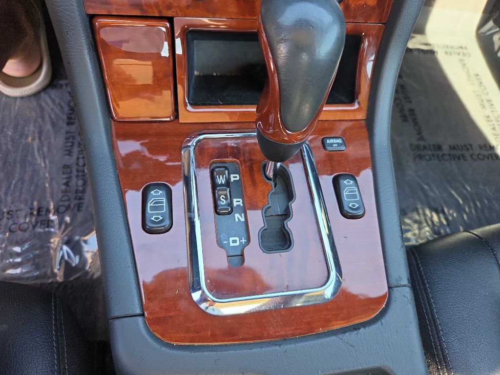 Photo 20 of this MERCEDES-BENZ SLK