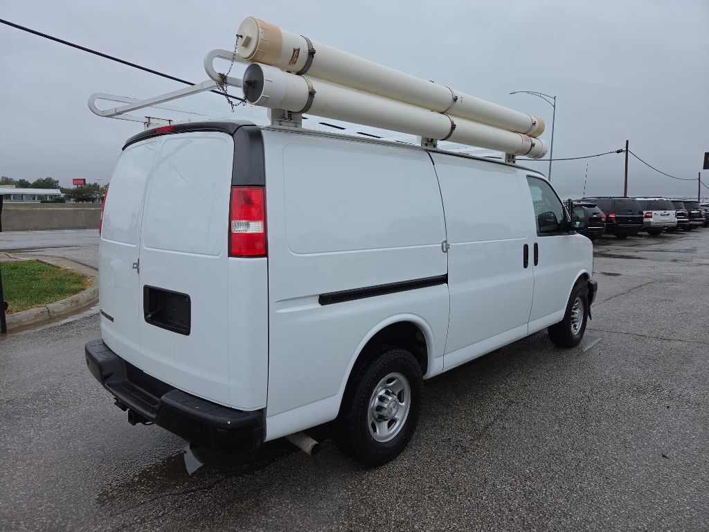 Photo 5 of this CHEVROLET EXPRESS