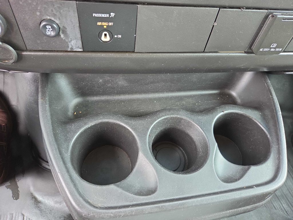 Photo 18 of this CHEVROLET EXPRESS