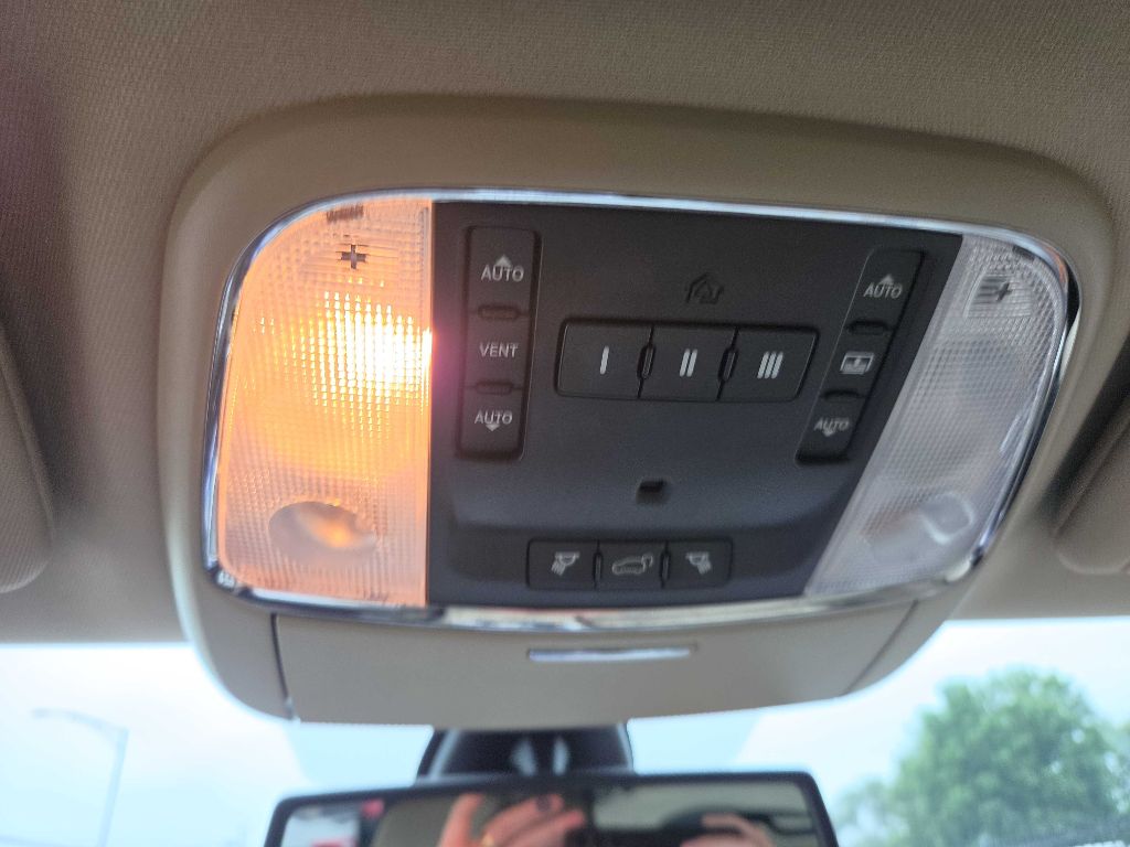 Photo 23 of this JEEP GRAND CHEROKEE