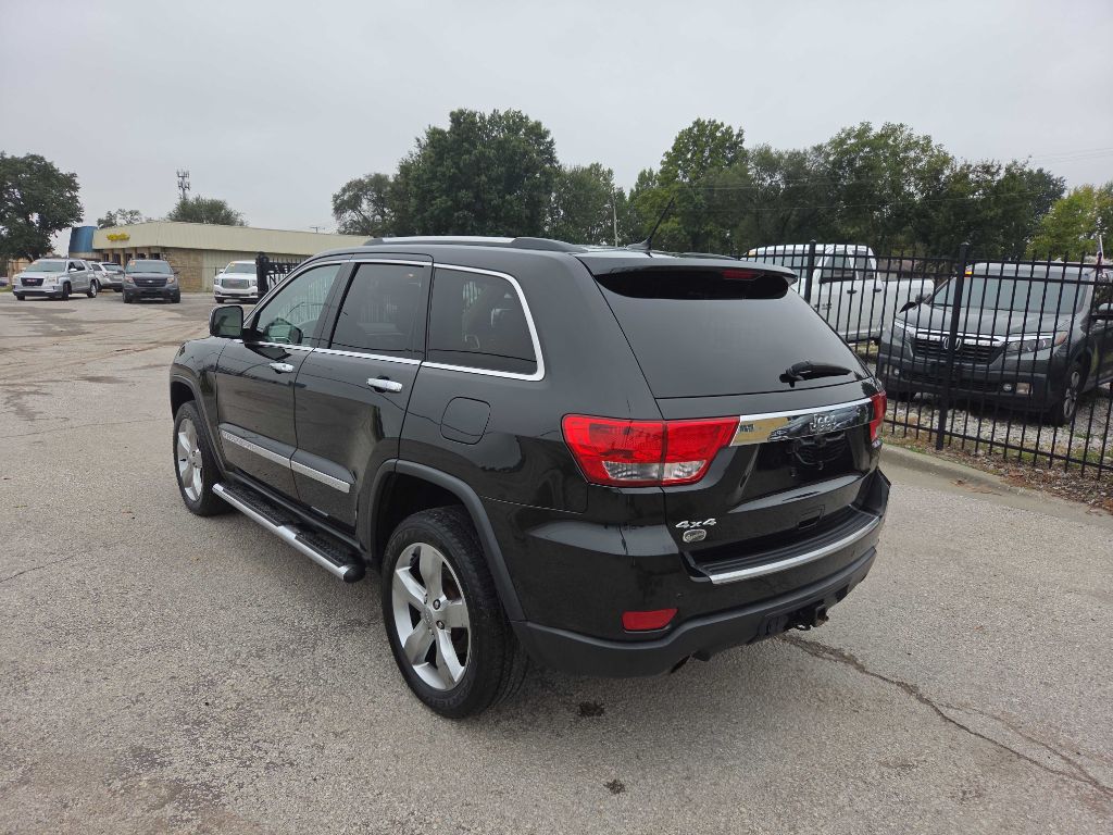 Photo 3 of this JEEP GRAND CHEROKEE