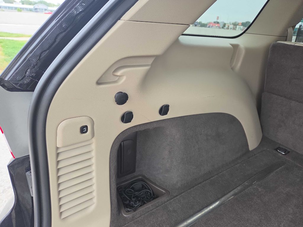 Photo 32 of this JEEP GRAND CHEROKEE