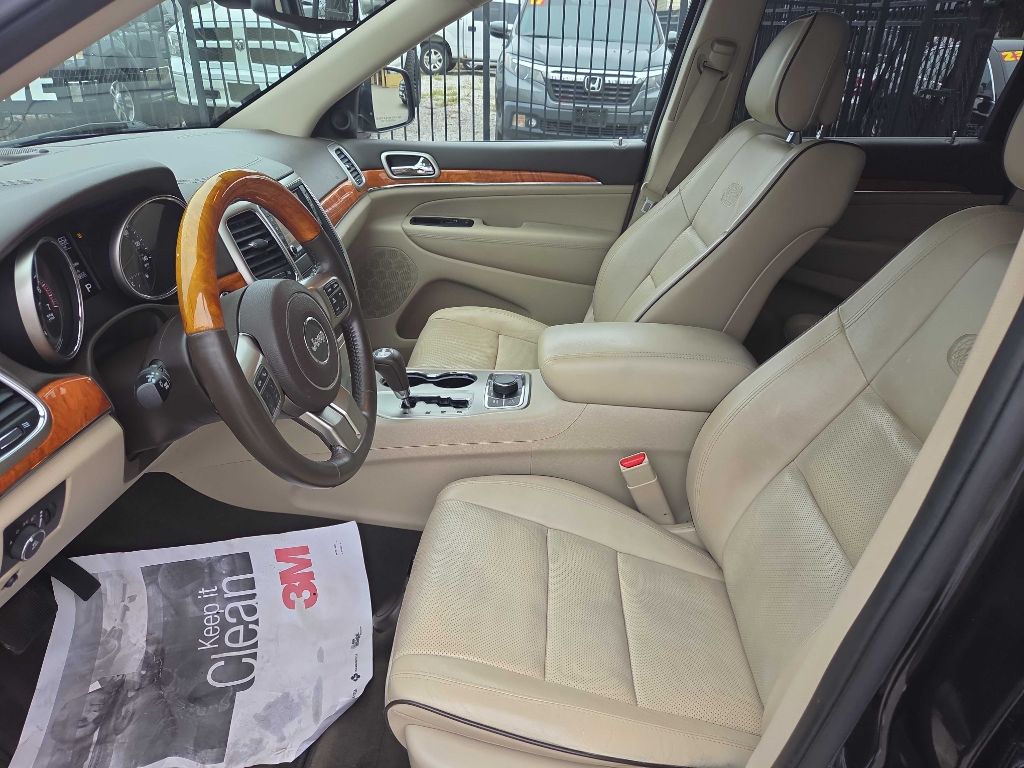 Photo 11 of this JEEP GRAND CHEROKEE