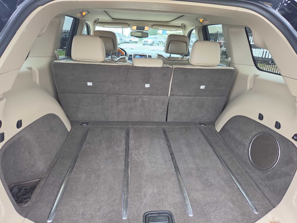Photo 31 of this JEEP GRAND CHEROKEE