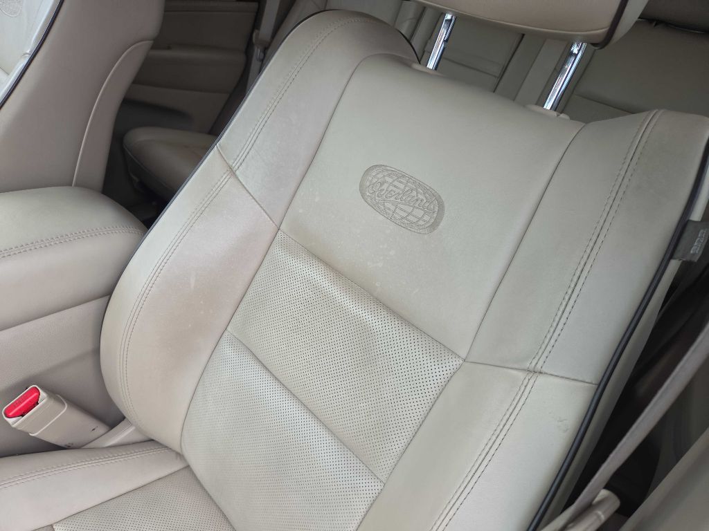 Photo 12 of this JEEP GRAND CHEROKEE