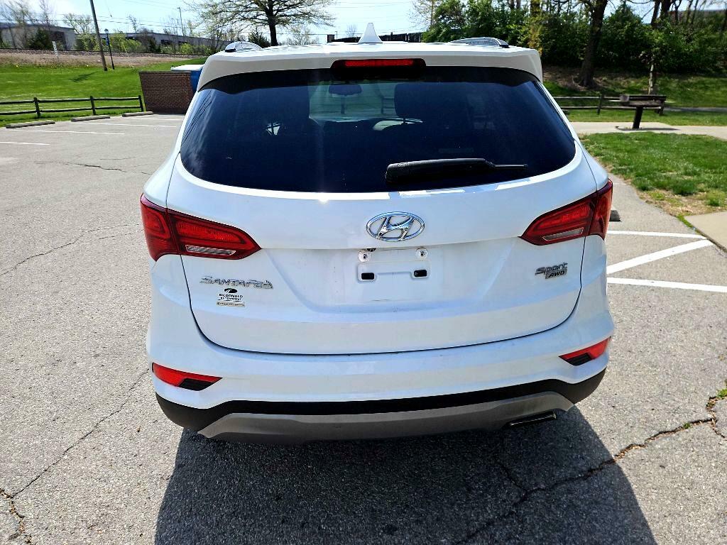 Photo 4 of this HYUNDAI SANTA FE SPORT