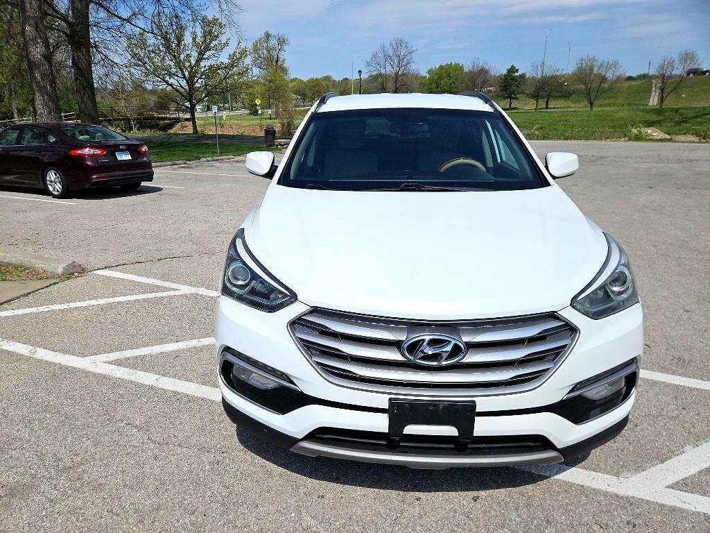 Photo 9 of this HYUNDAI SANTA FE SPORT