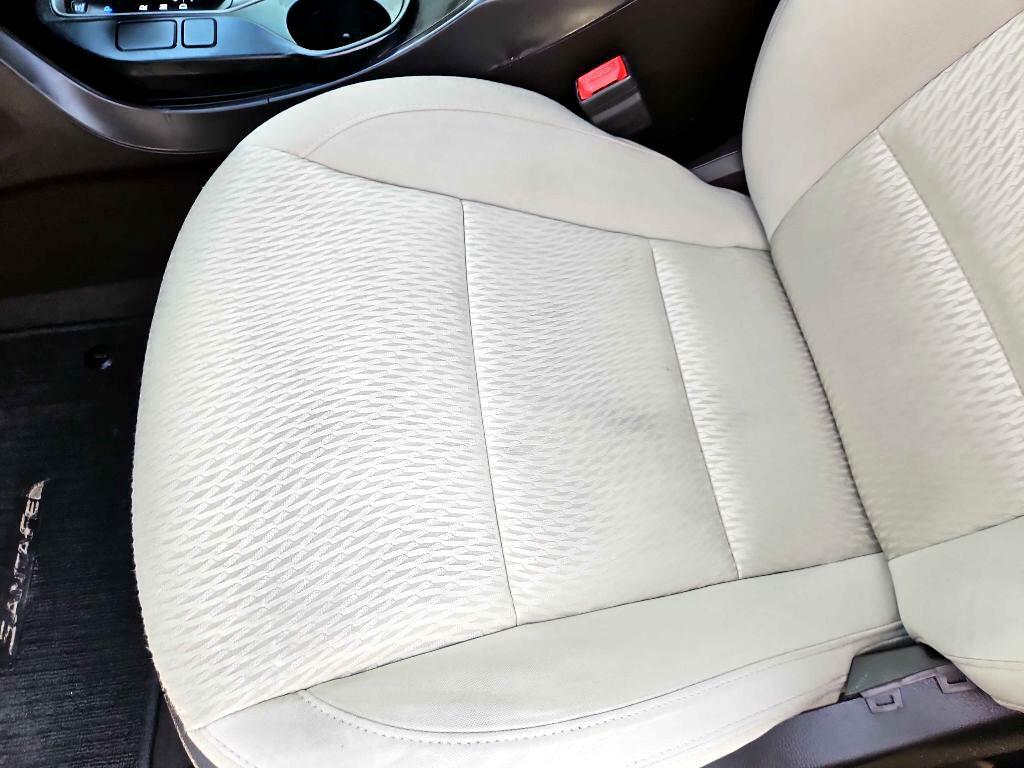 Photo 19 of this HYUNDAI SANTA FE SPORT