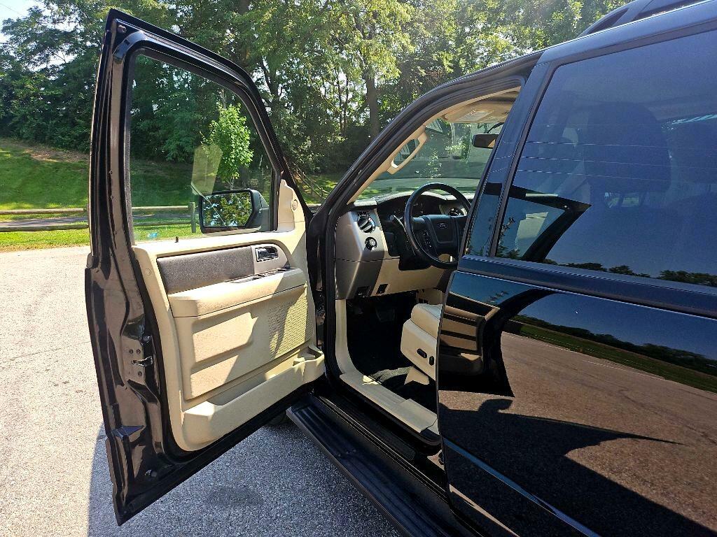 Photo 9 of this FORD EXPEDITION
