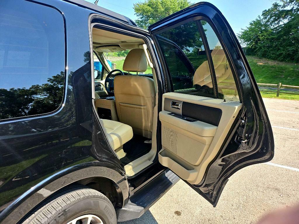 Photo 29 of this FORD EXPEDITION