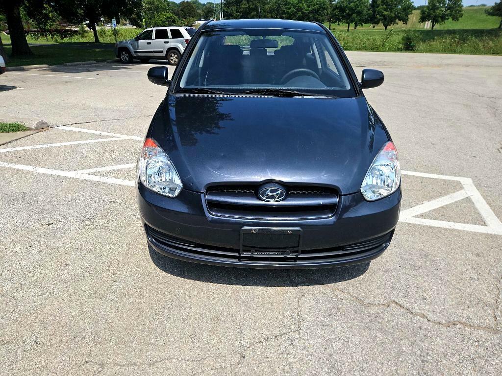 Photo 2 of this HYUNDAI ACCENT