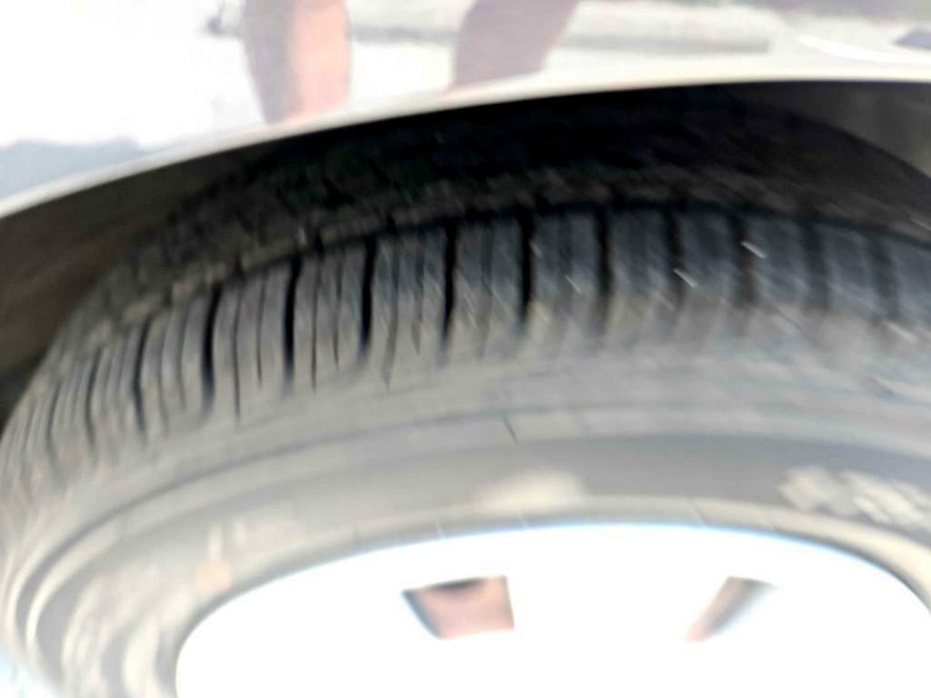Photo 15 of this HYUNDAI ACCENT