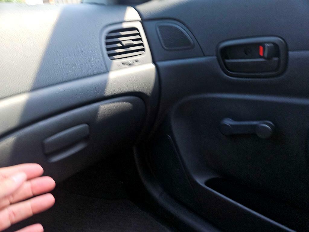 Photo 28 of this HYUNDAI ACCENT