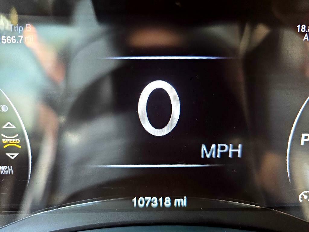 Photo 11 of this JEEP GRAND CHEROKEE