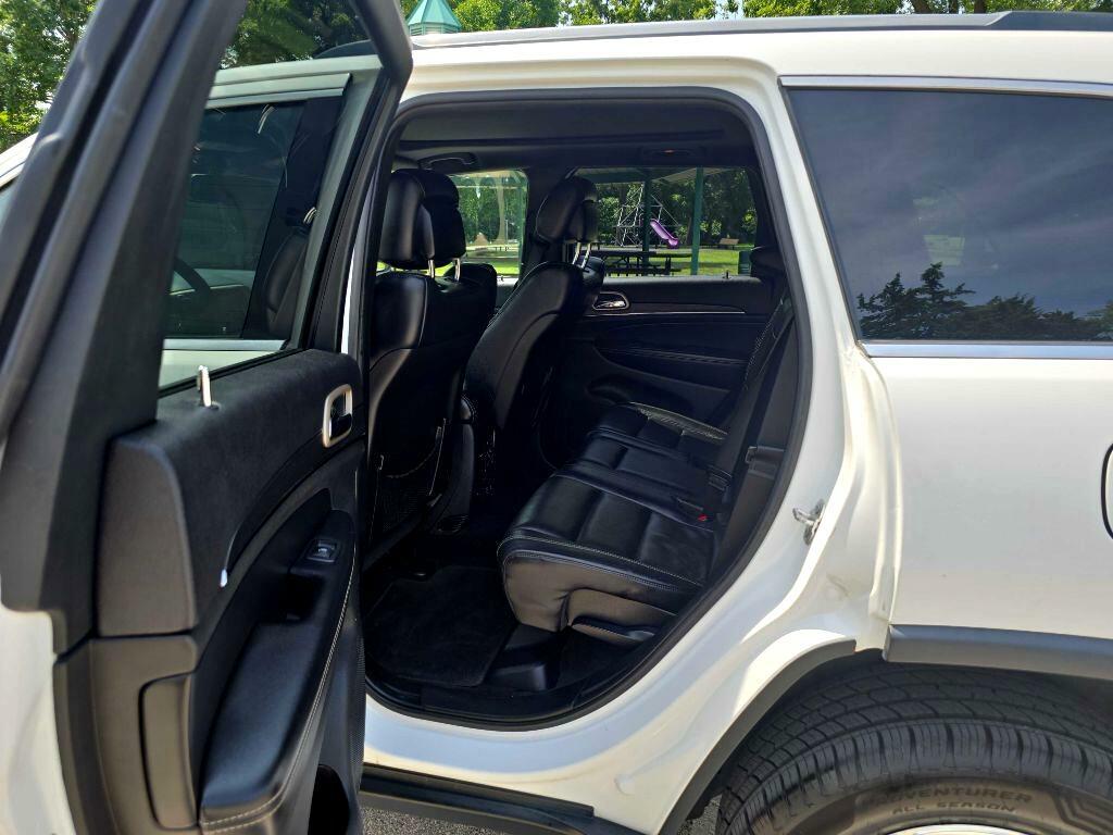 Photo 22 of this JEEP GRAND CHEROKEE