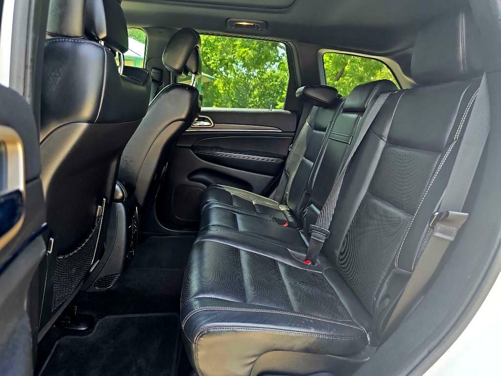 Photo 23 of this JEEP GRAND CHEROKEE
