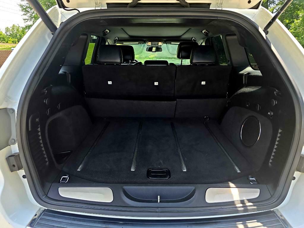 Photo 27 of this JEEP GRAND CHEROKEE