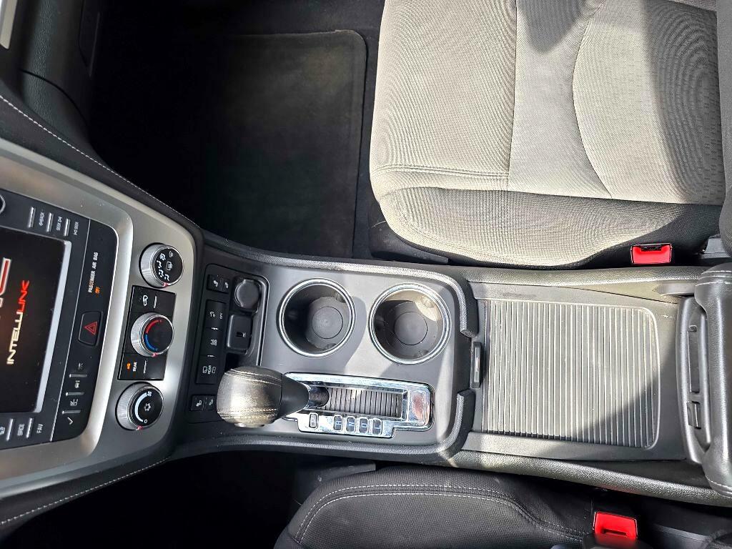 Photo 17 of this GMC ACADIA