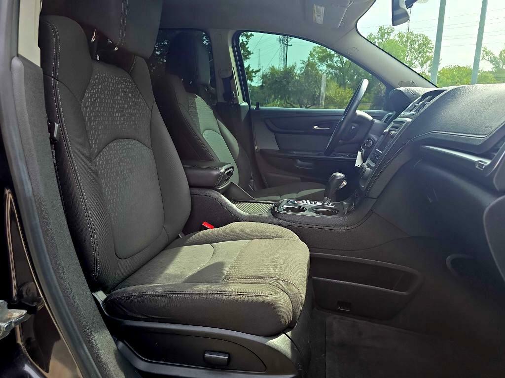 Photo 20 of this GMC ACADIA