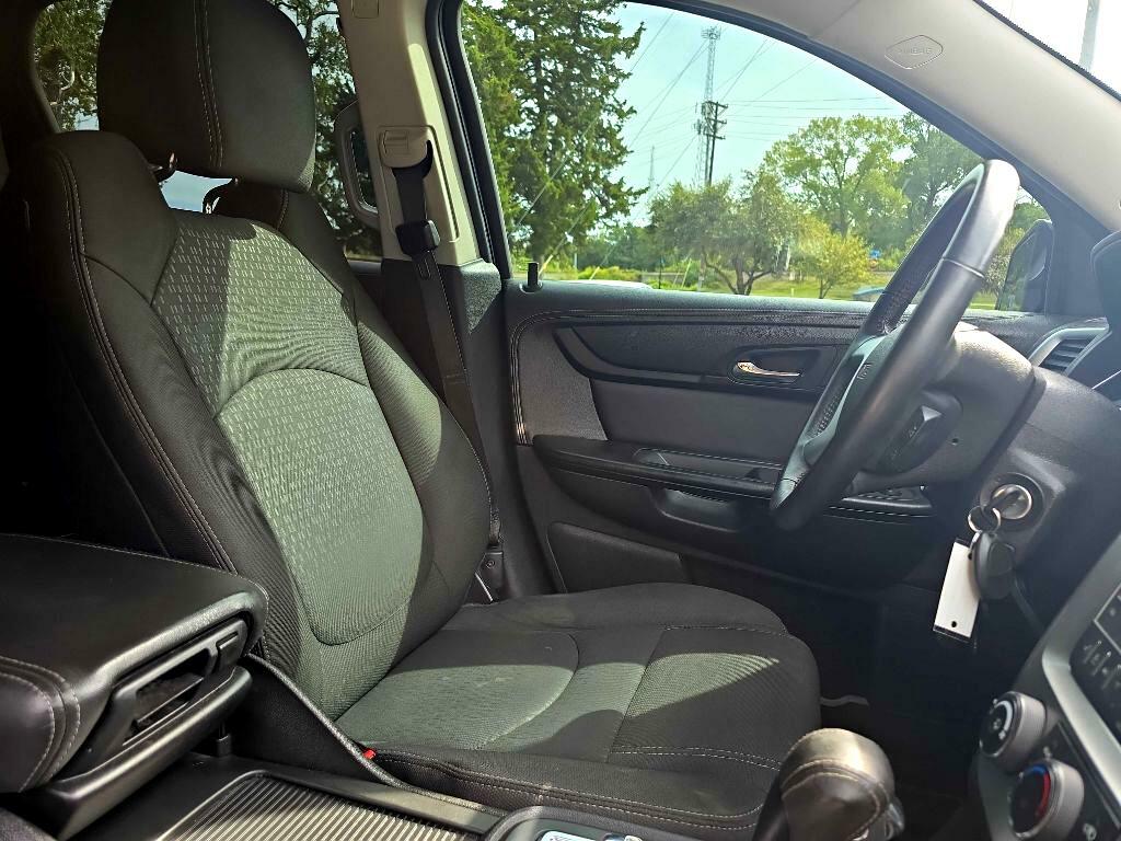 Photo 21 of this GMC ACADIA