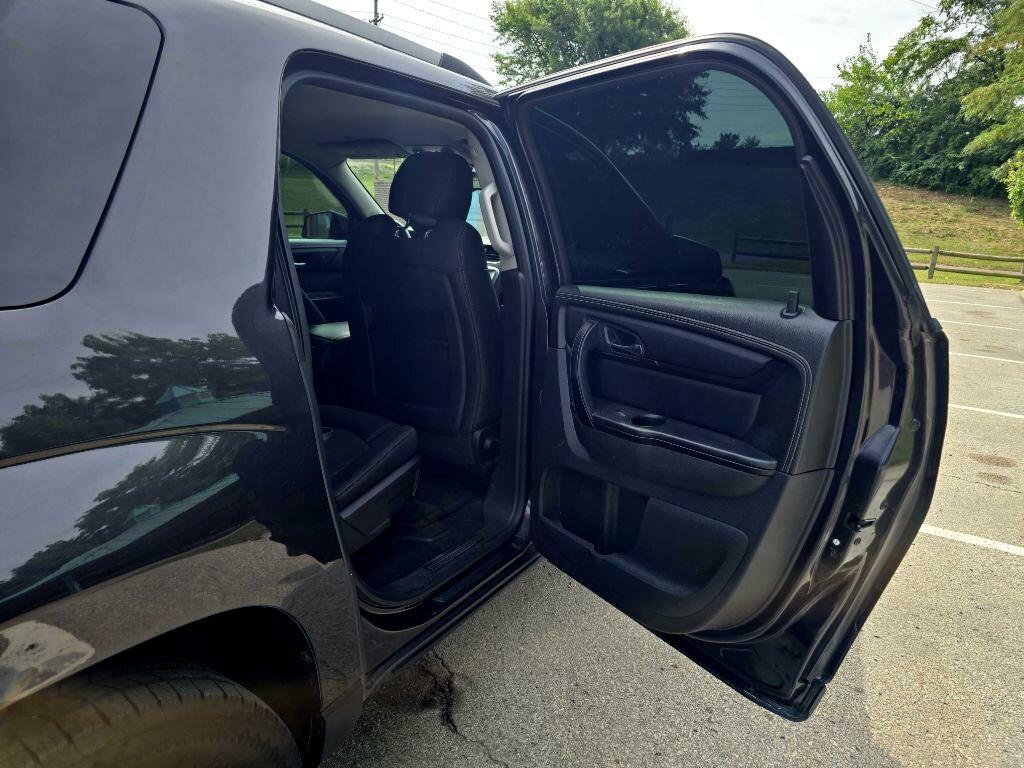 Photo 27 of this GMC ACADIA