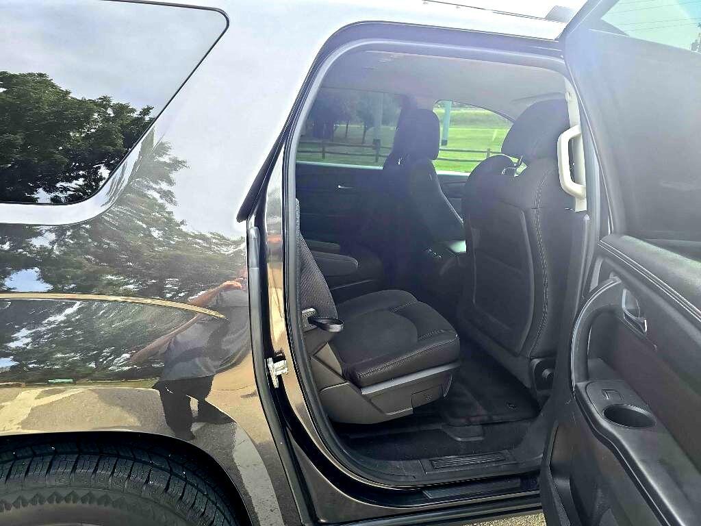 Photo 28 of this GMC ACADIA