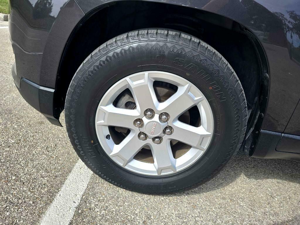 Photo 36 of this GMC ACADIA
