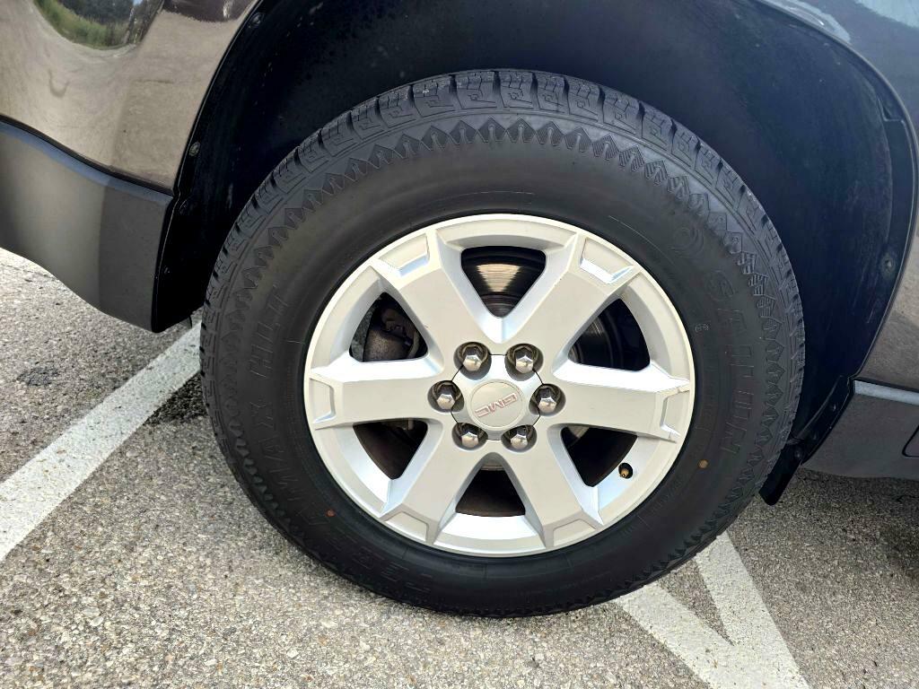 Photo 40 of this GMC ACADIA