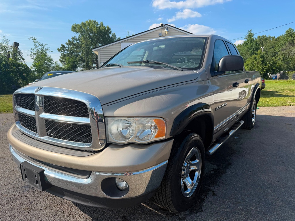 Brown (BEIGE) 2005 Dodge RAM 1500 Pickup Truck Four-Wheel Drive 6-Speed Manual