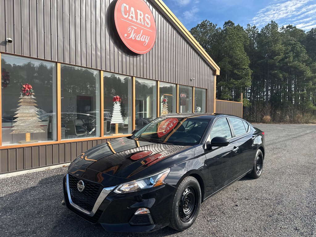 2020 Nissan Altima S's photo