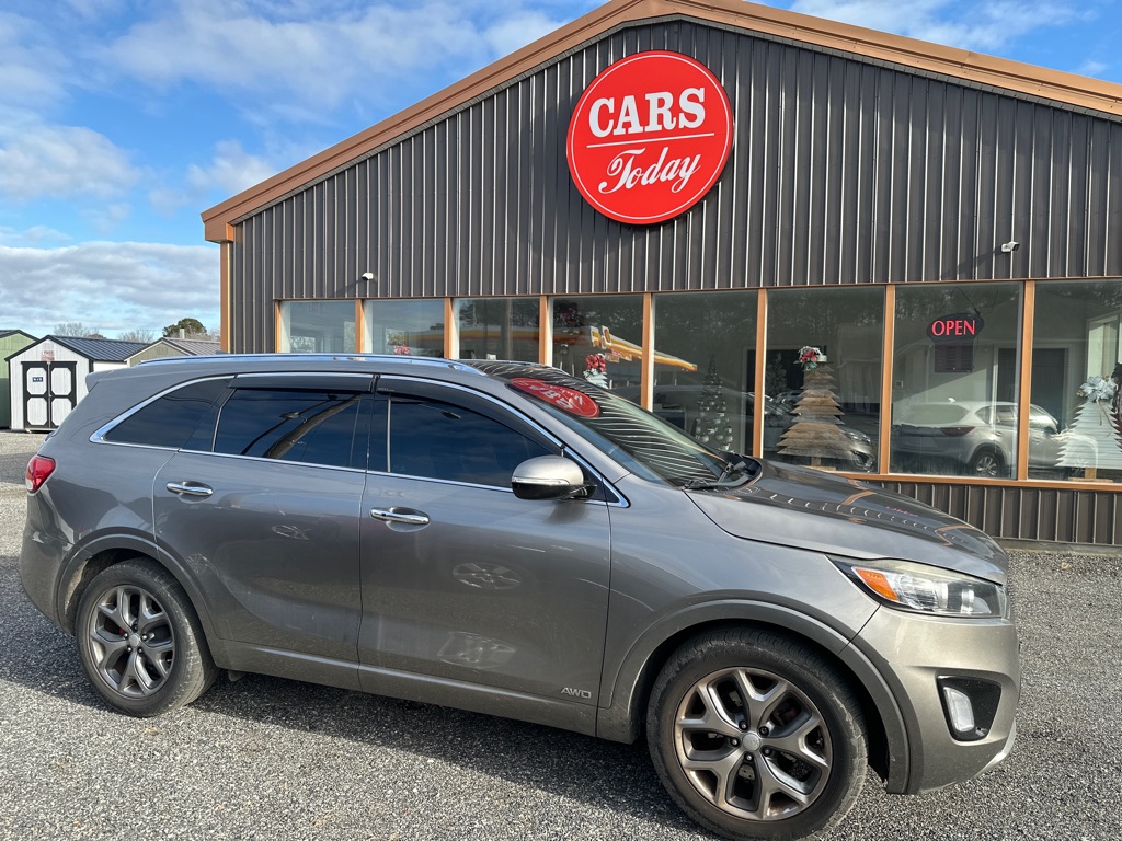 Additional photo of vehicle.