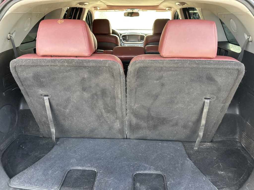 Additional photo of vehicle.