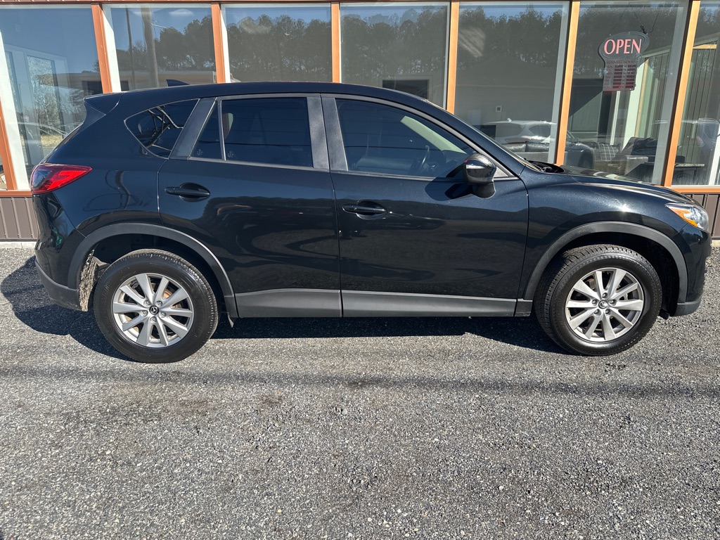 Additional photo of vehicle.