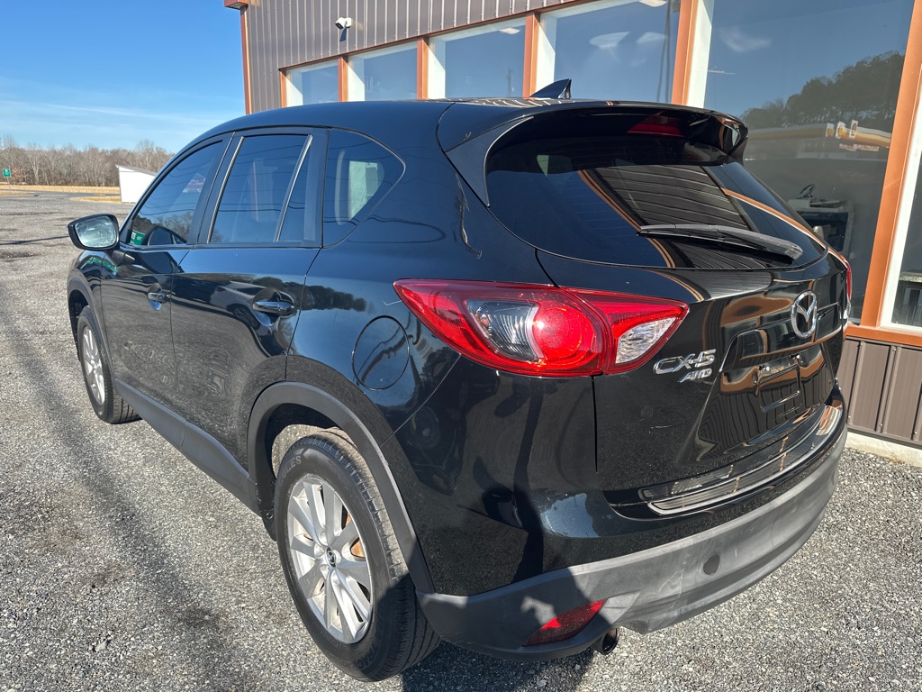 Additional photo of vehicle.