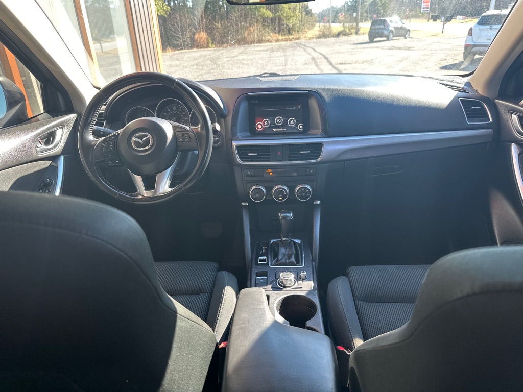 Additional photo of vehicle.