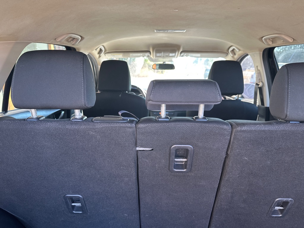 Additional photo of vehicle.