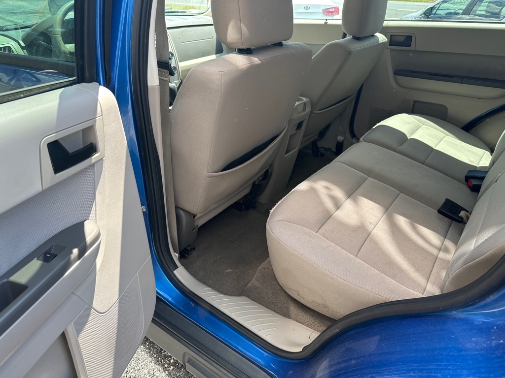 2011 Ford Escape XLT - Photo 9