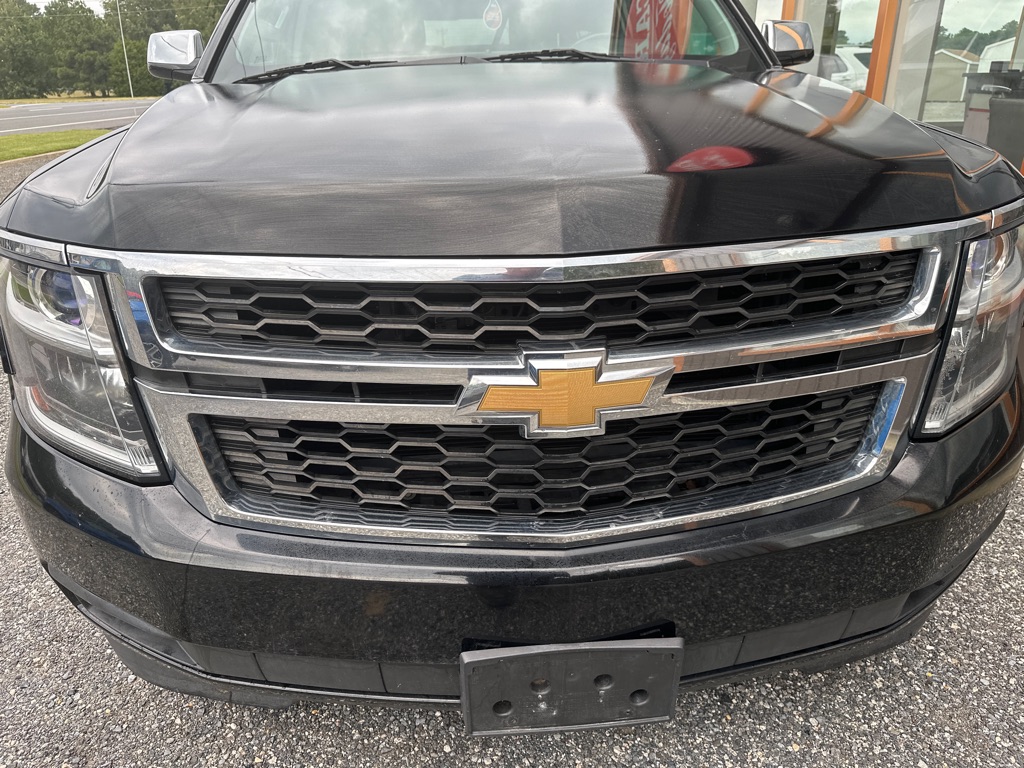Additional photo of vehicle.