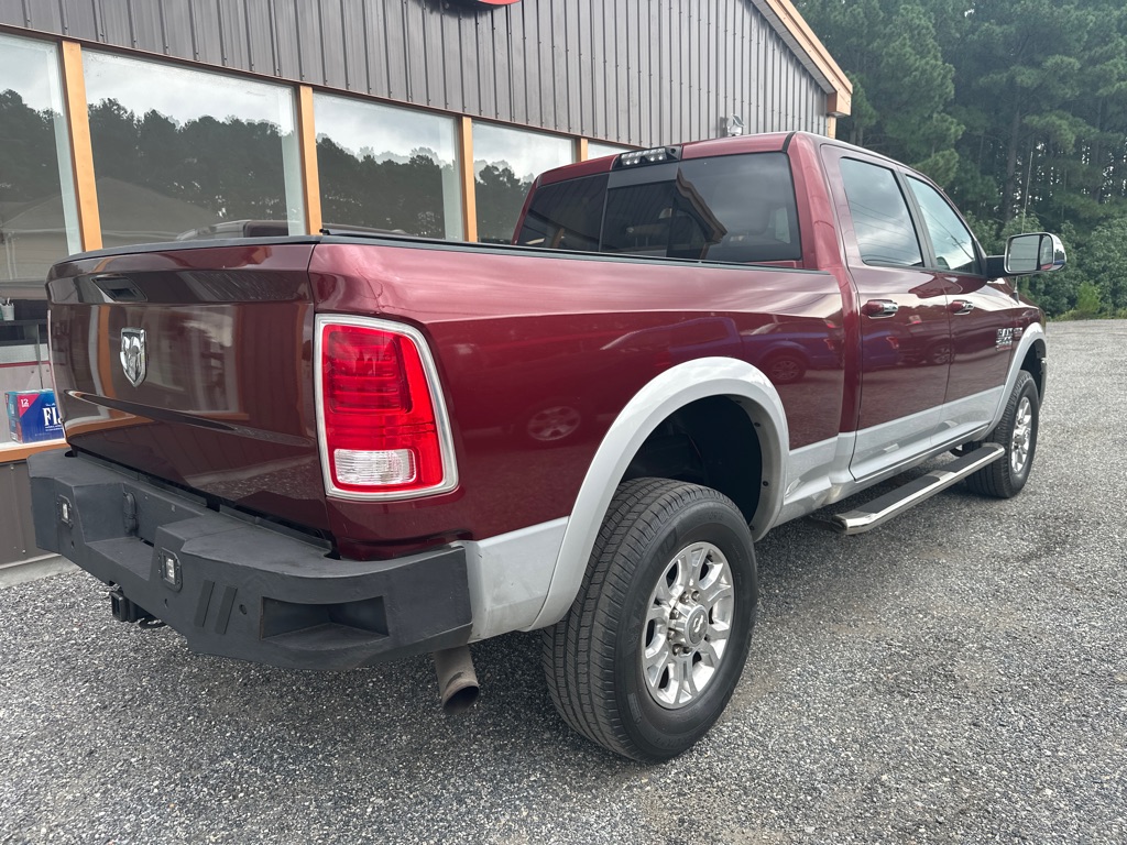 Additional photo of vehicle.