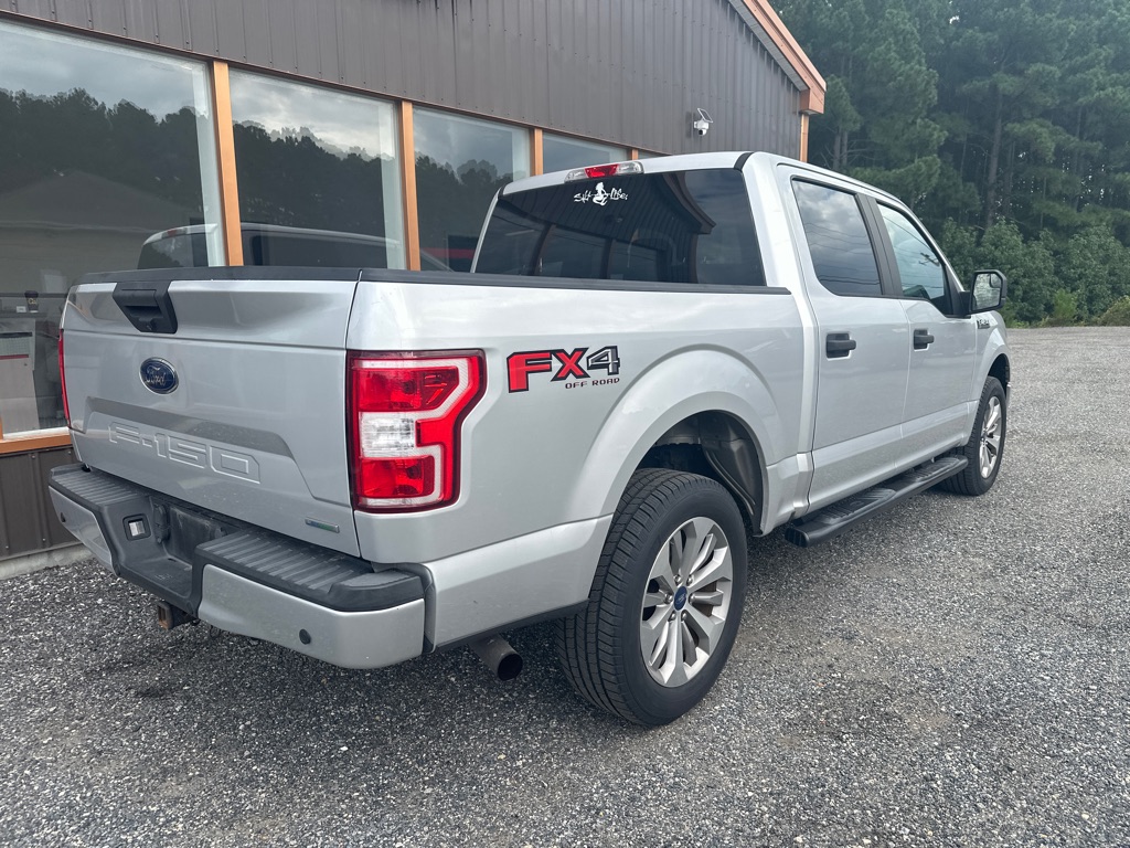 Additional photo of vehicle.