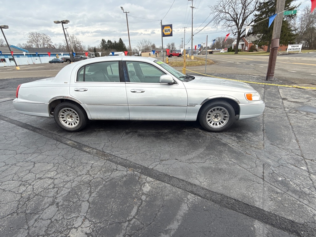 2000 LINCOLN TOWN CAR