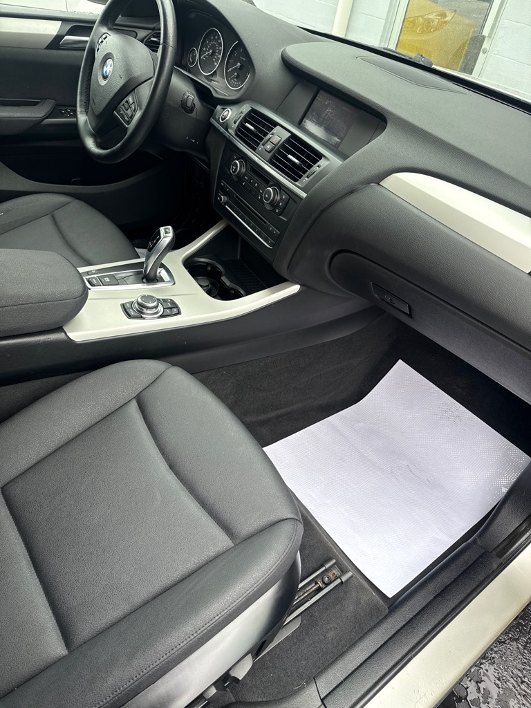Photo 7 of this BMW X3