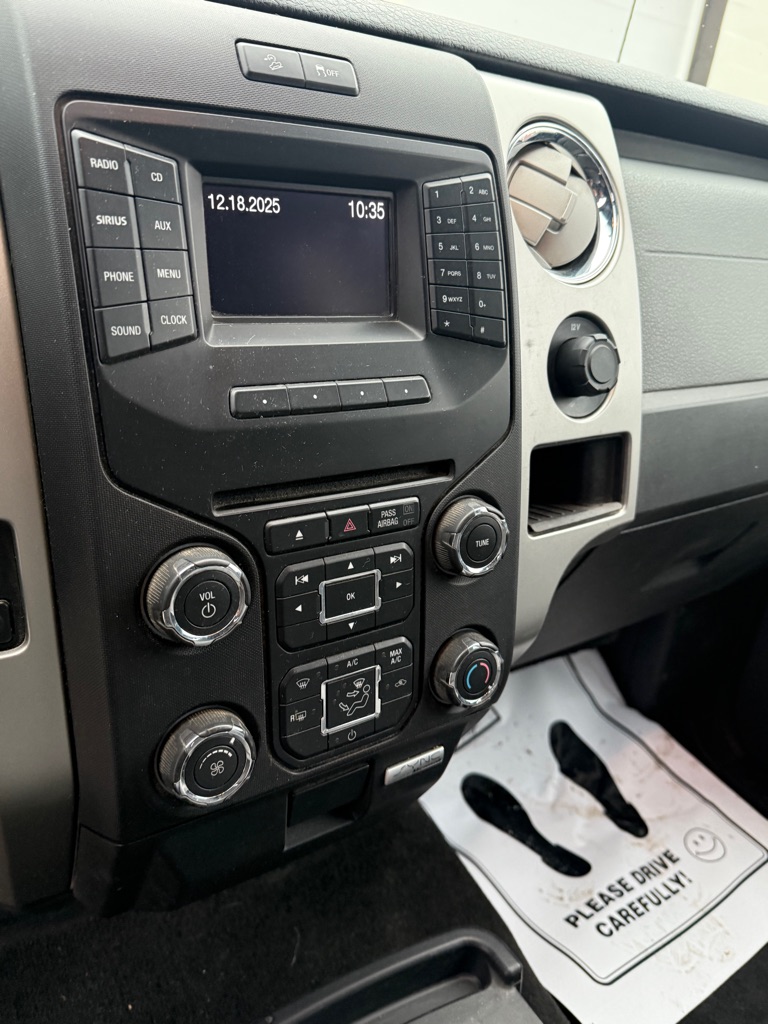 Photo 10 of this FORD F-150