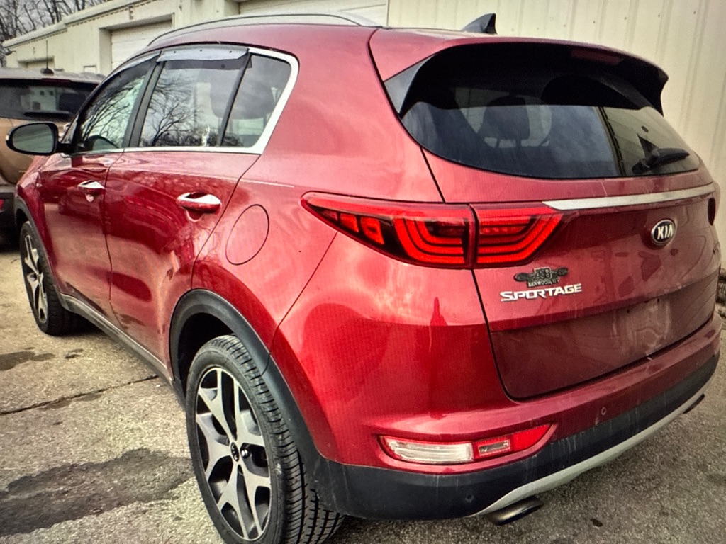 Photo 3 of this KIA SPORTAGE