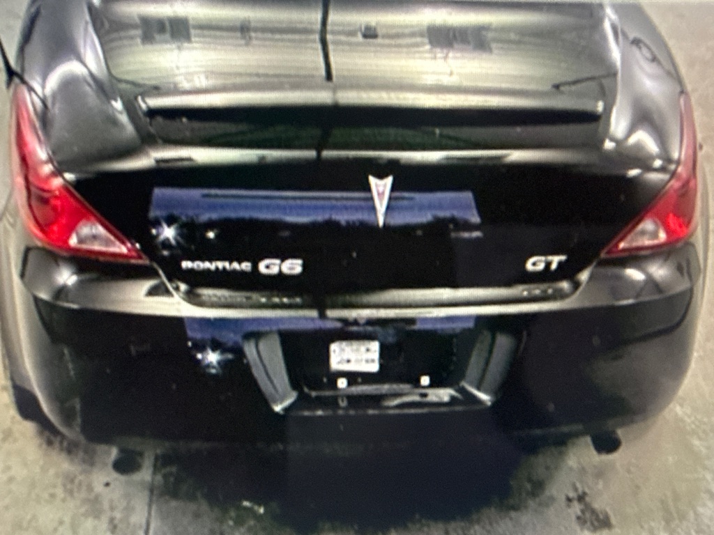 Photo 5 of this PONTIAC G6