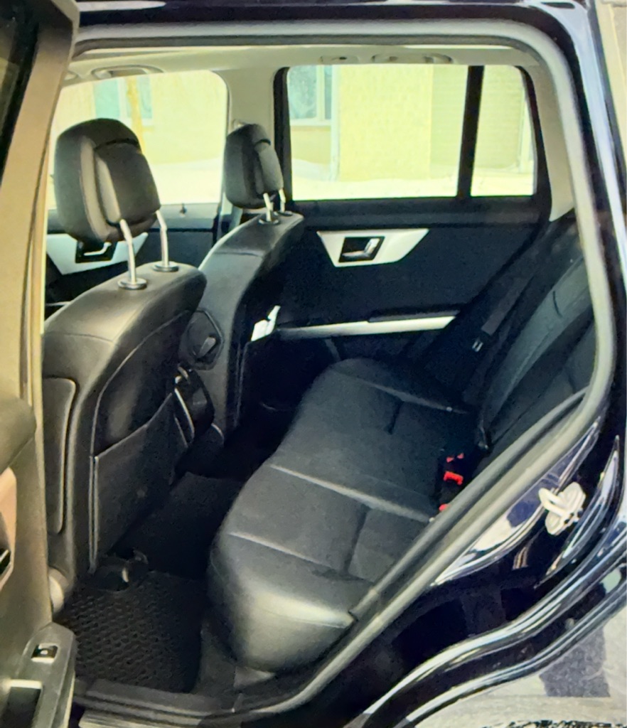 Photo 5 of this MERCEDES-BENZ GLK