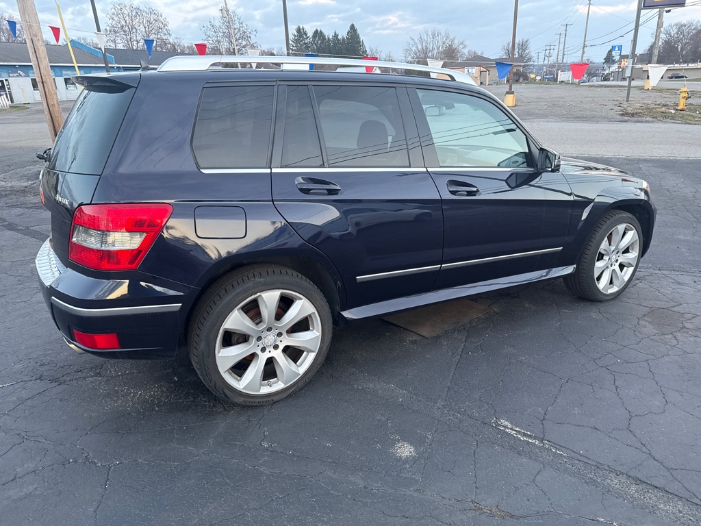 Photo 18 of this MERCEDES-BENZ GLK